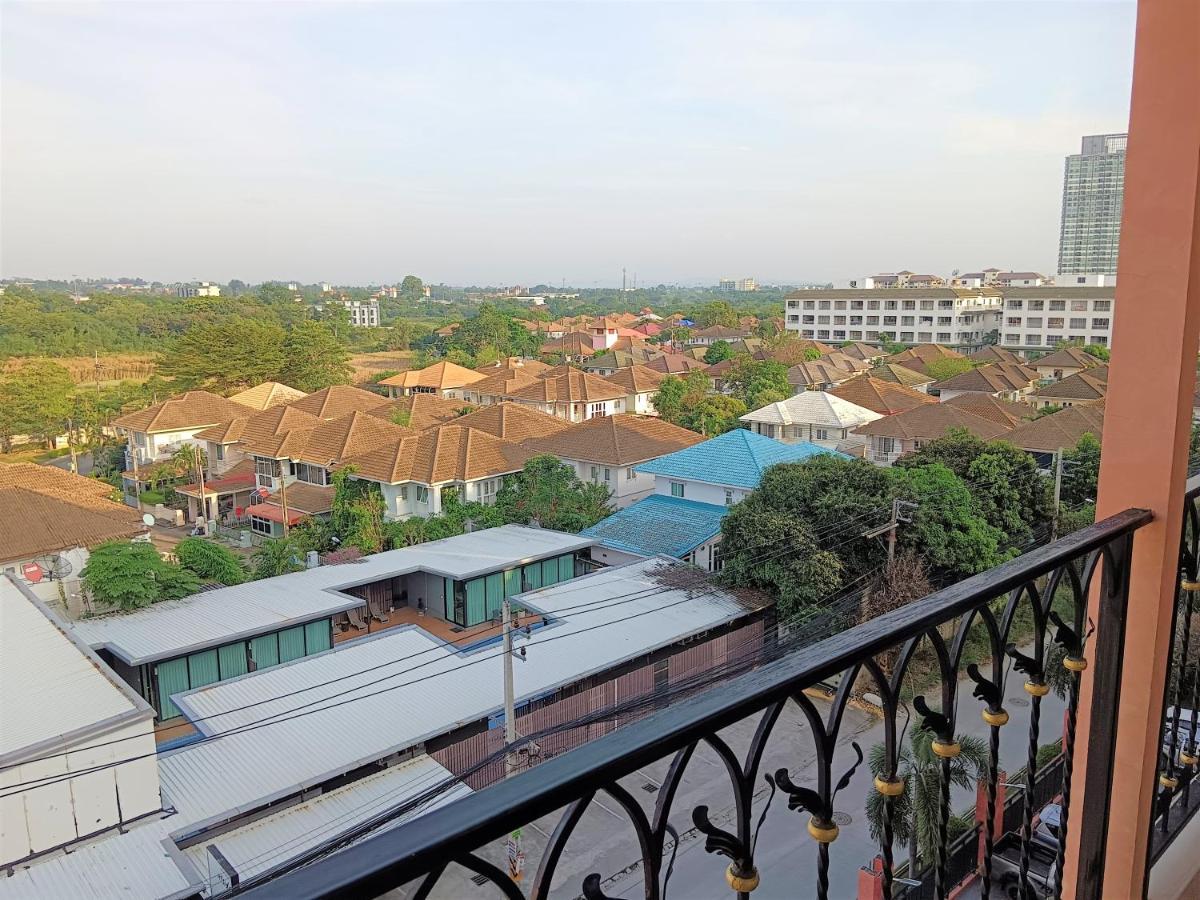 Seven Seas Condo Resort Beautiful Location Джомтьен Экстерьер фото